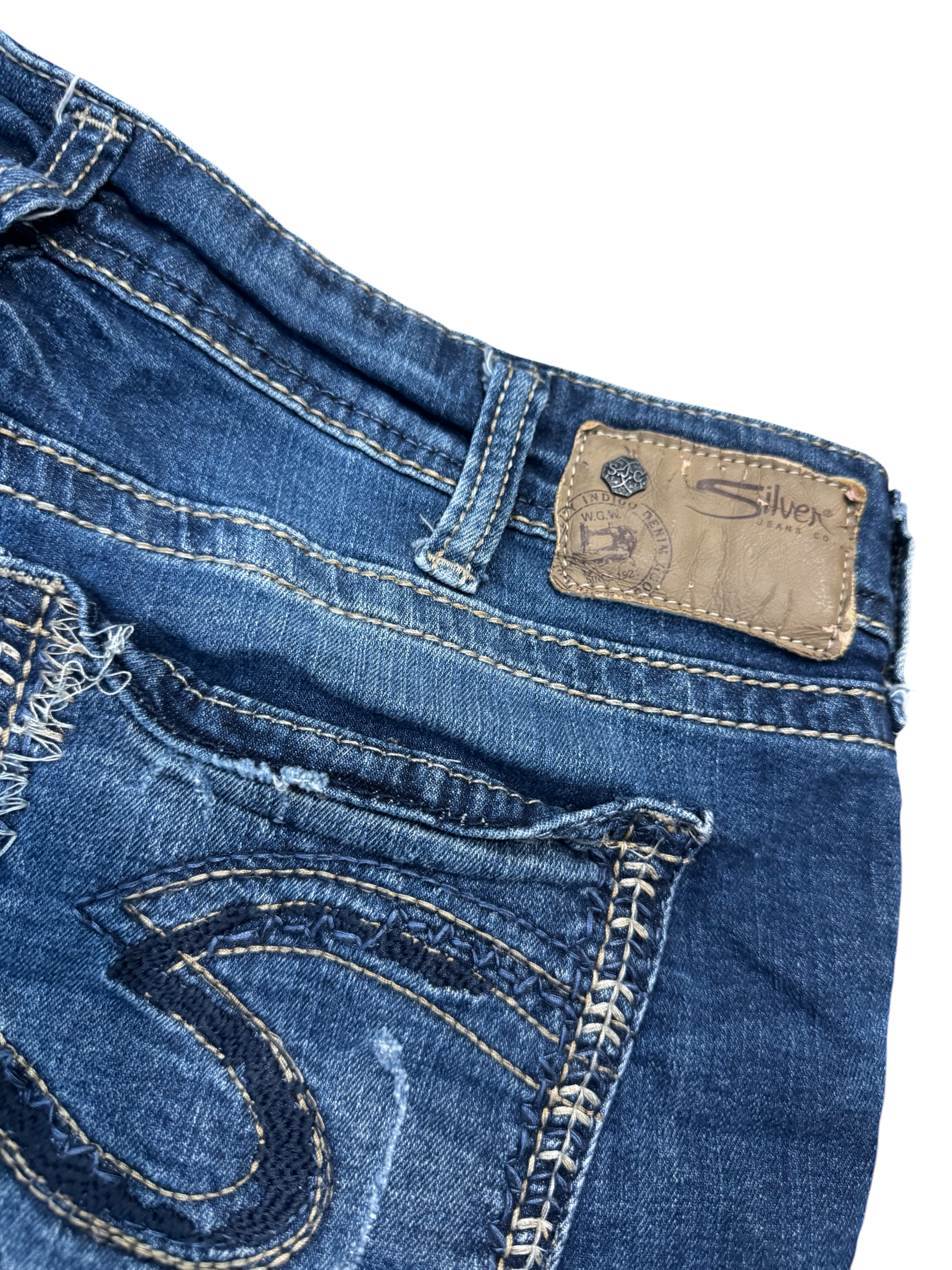 ‘Silver’ distressed denim jorts