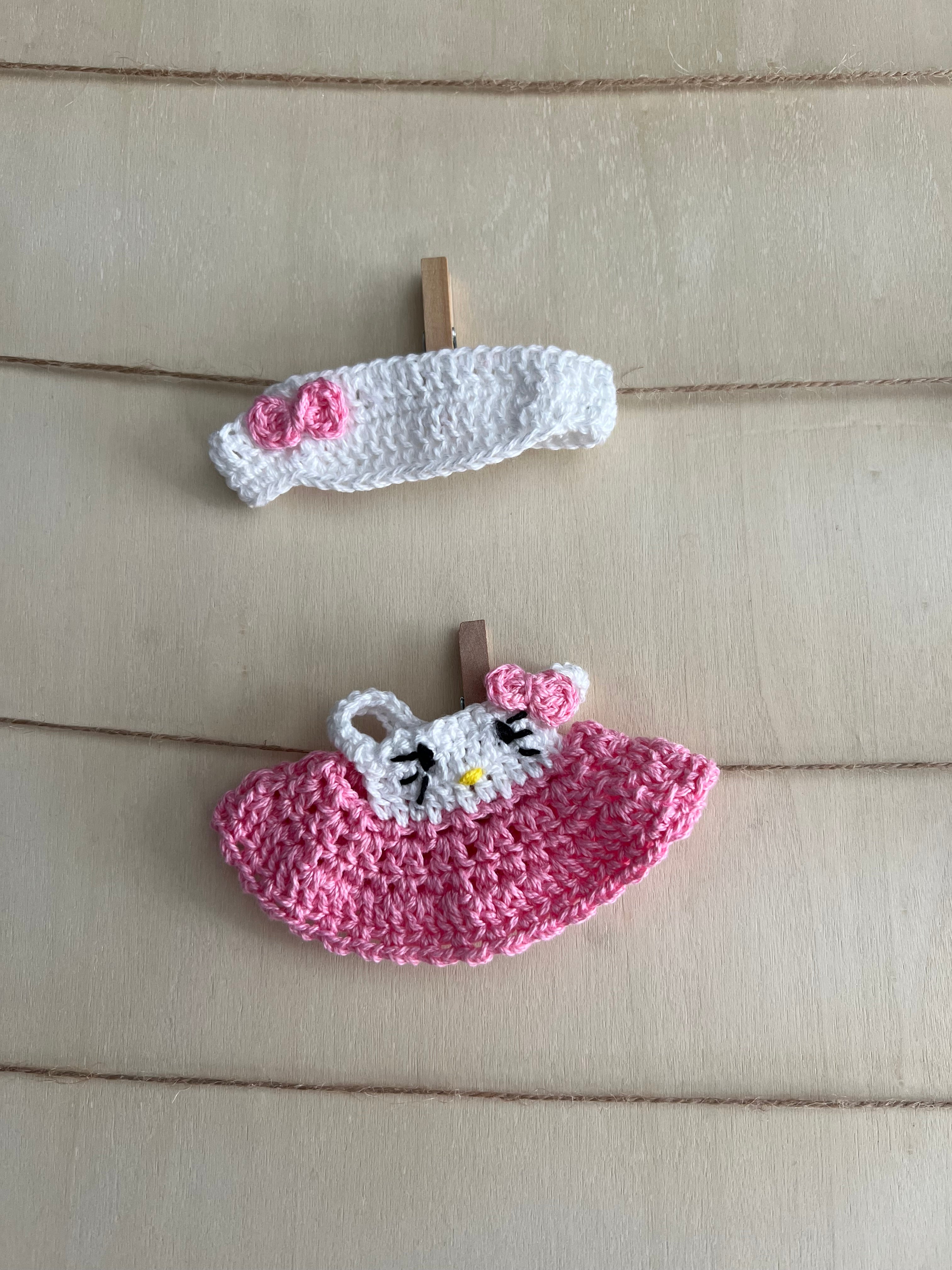 Two piece hello kitty set